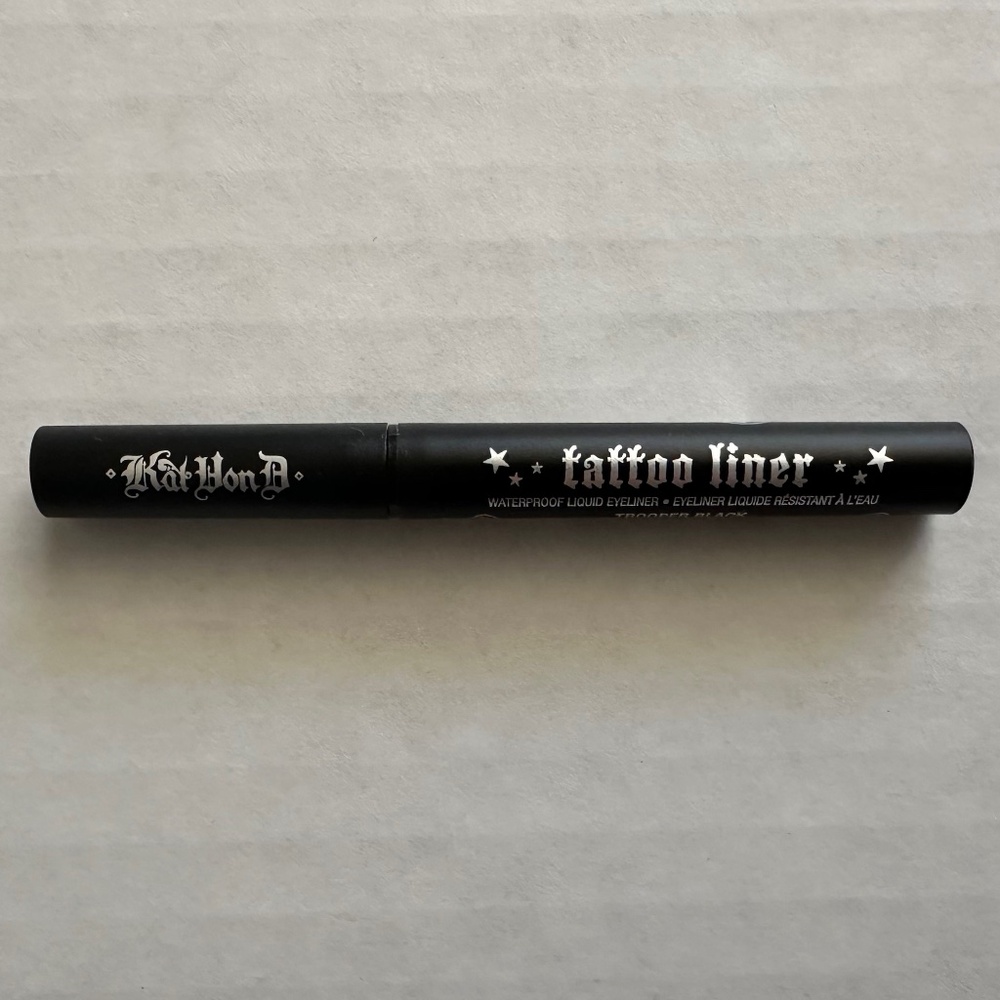 Mini Kat von D Tattoo Eyeliner in Trooper Black